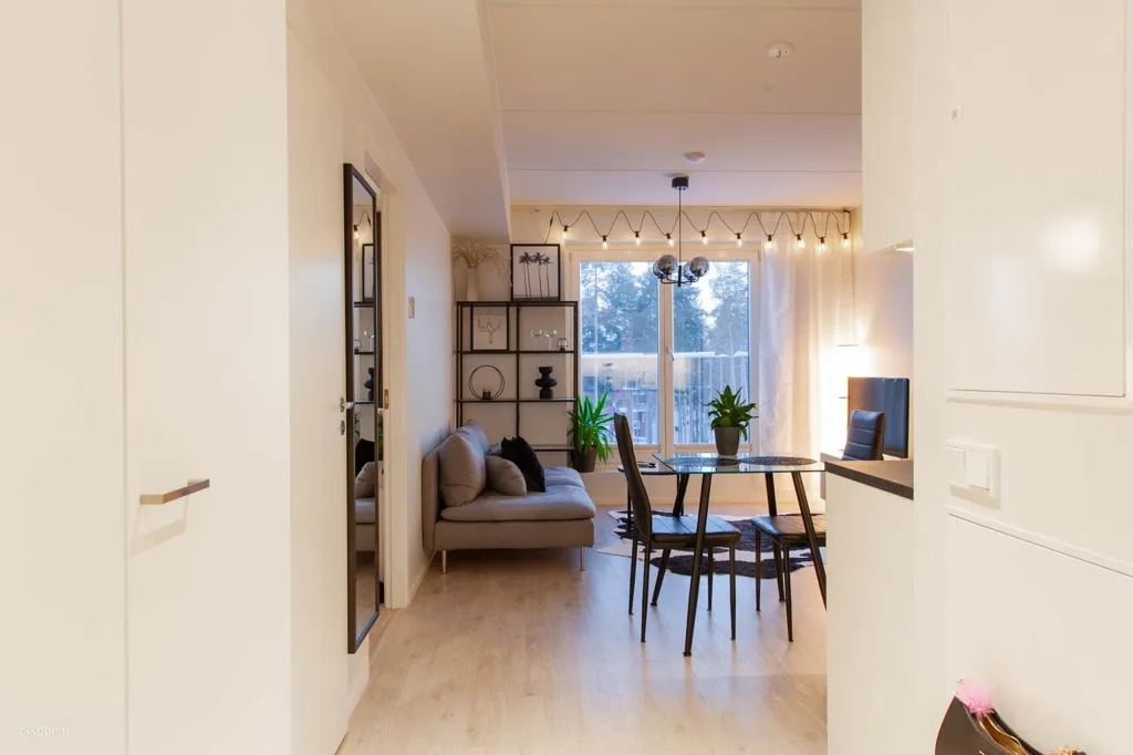 Söögituba - Modern Flat with Balcony in Leinelä, Vantaa