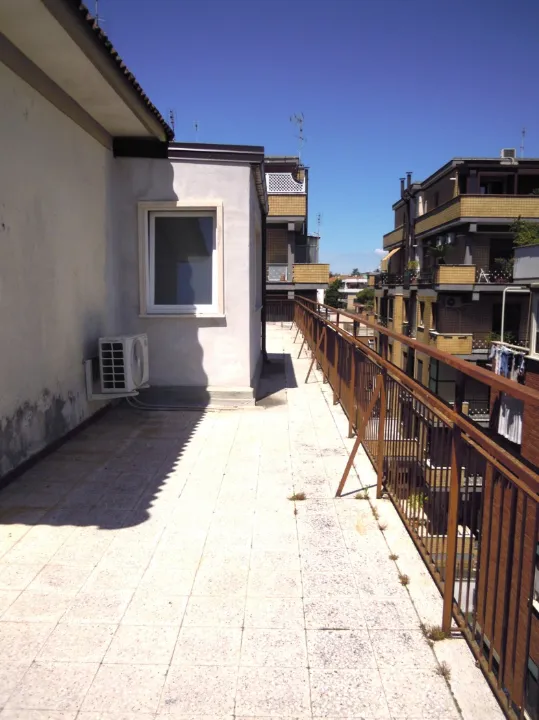 Balcon - Rented Studio with Terrace in Central Rome
