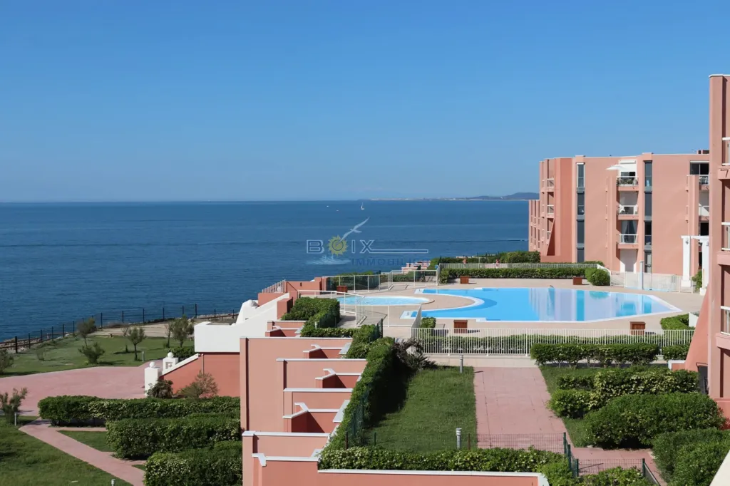 Balcony - Studio with Sea View at La Corniche, Sète