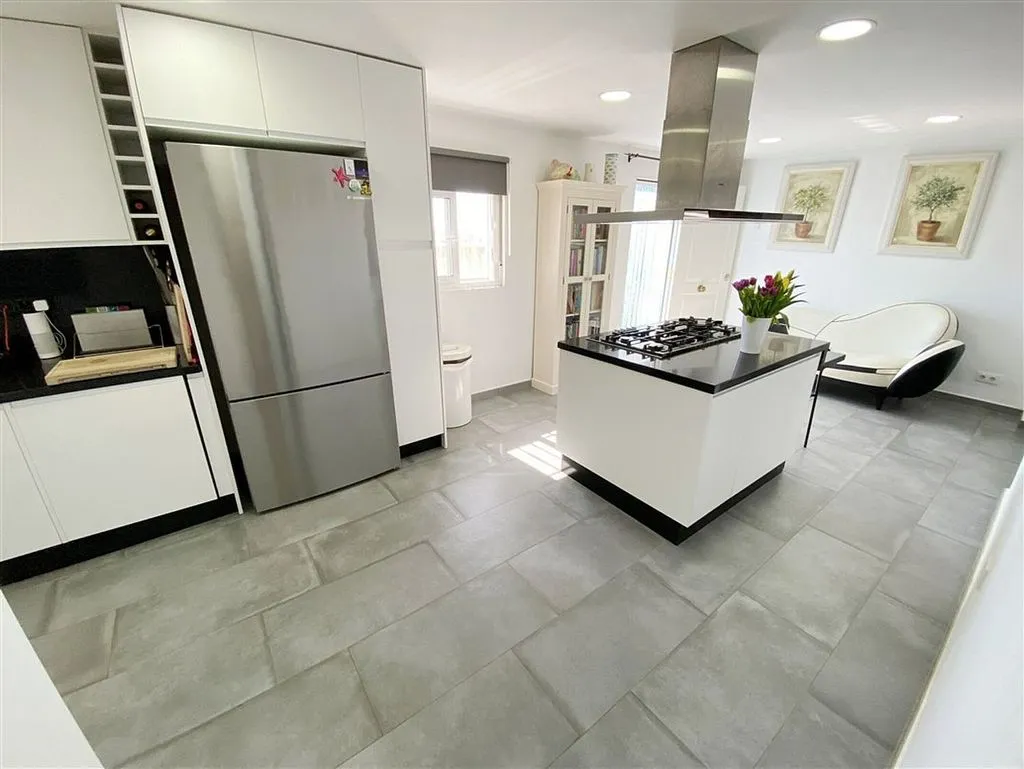 Cuisine - Modern Chalet with Pool and Terrace in Huércal-Overa