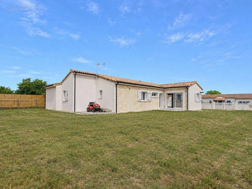 Jardin - Bungalow avec jardin à Saint-Sauvant