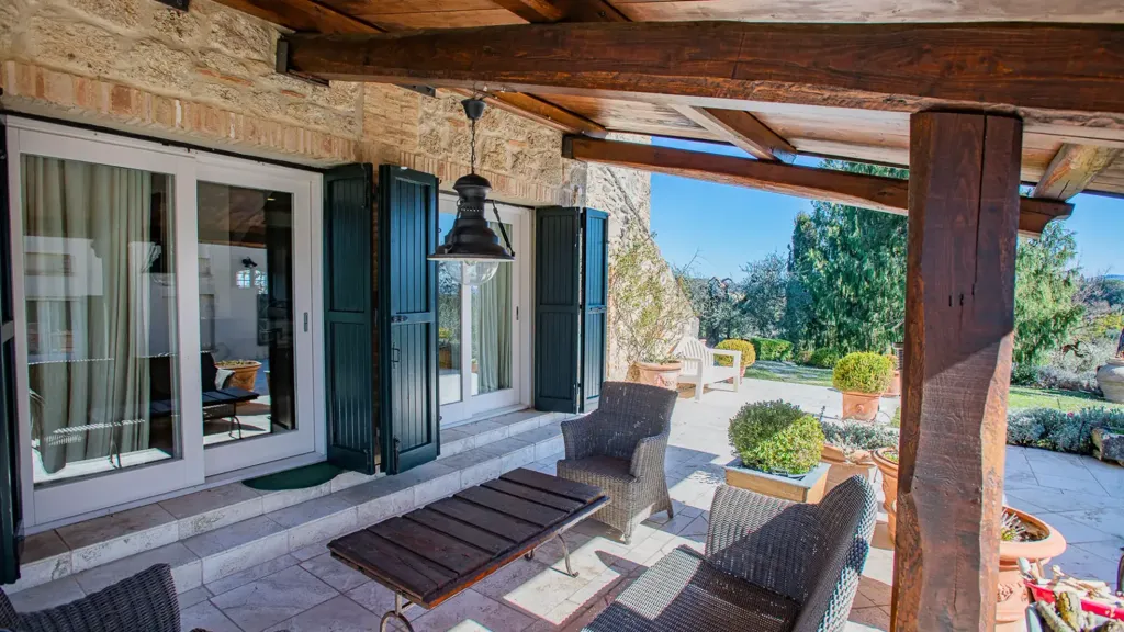 Terrass - Restored Villa with Tuscan Charm in Tuscany