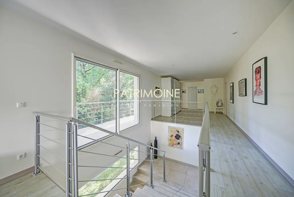 Ingresso - Architectural House with Pool in Feucherolles