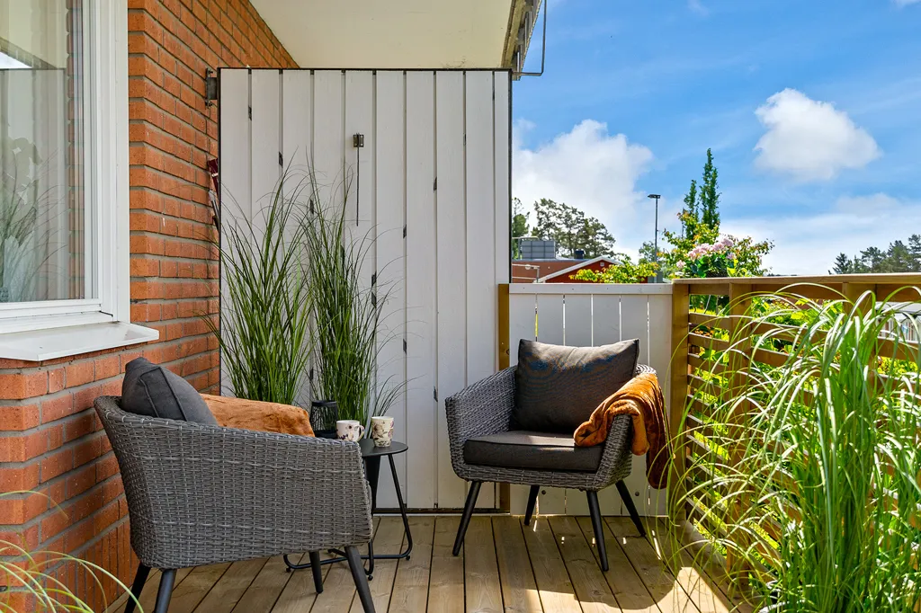 Balcony - Apartment with Garden in Brunflo