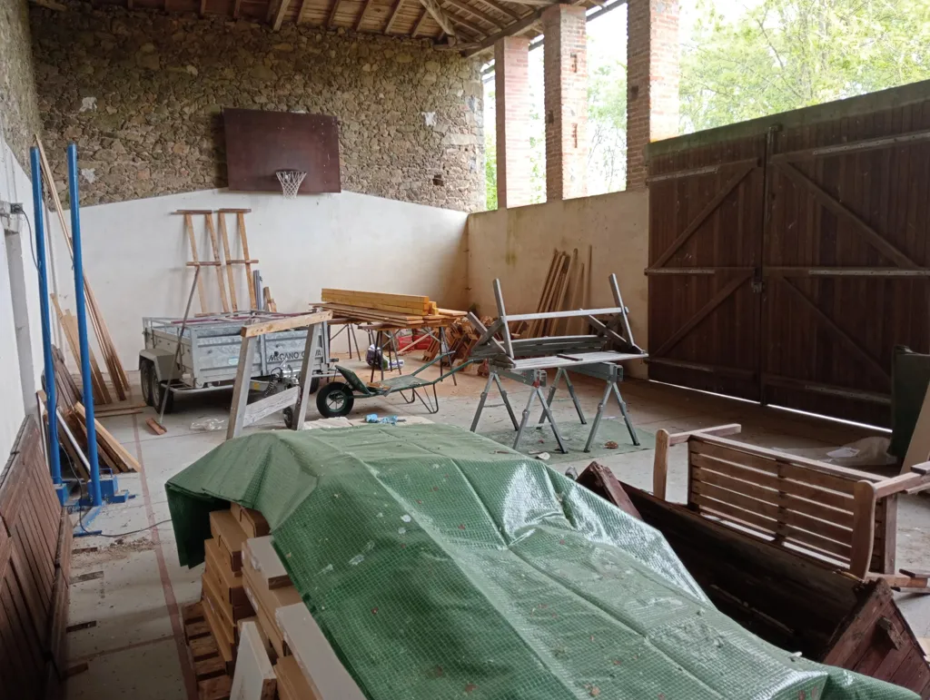 Lavanderia - Restored Farmhouse with Pool in Isolated Setting
