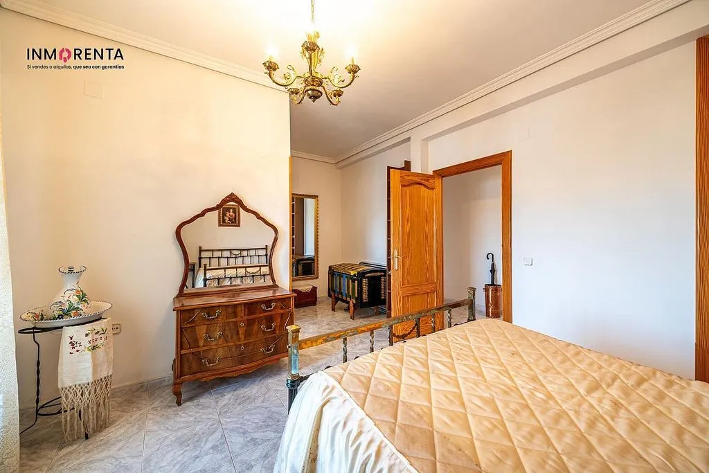 Magamistoad - Detached House with Terrace in La Mata