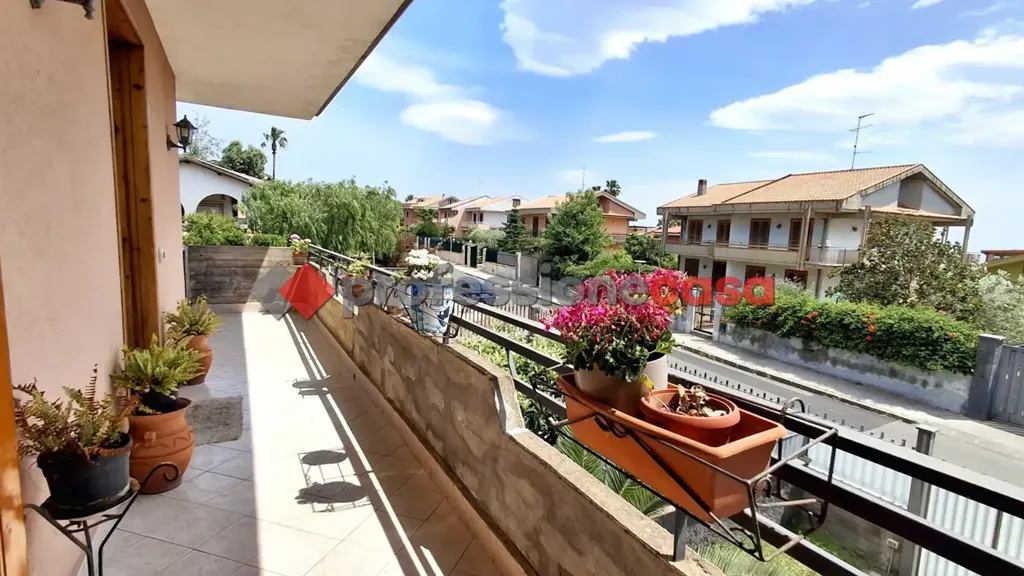Rõdu - Apartment with Sea View in Viagrande