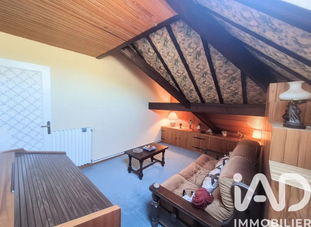 Maison 8 pièces à Sainte-Geneviève-des-Bois