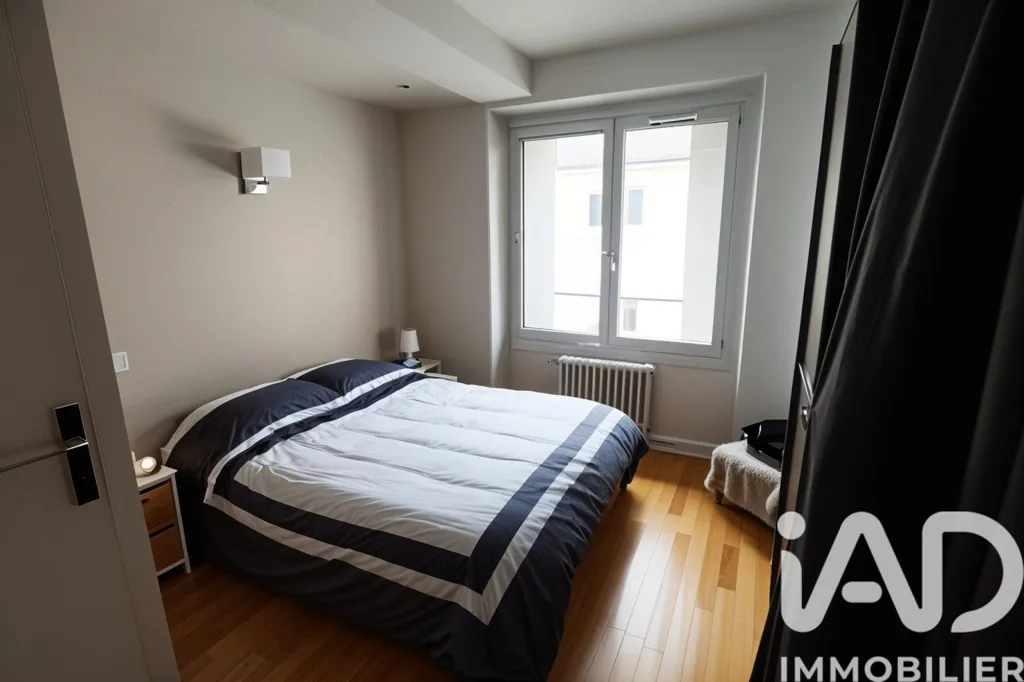Chambres - Appartement Rénové avec Balcon à Blois