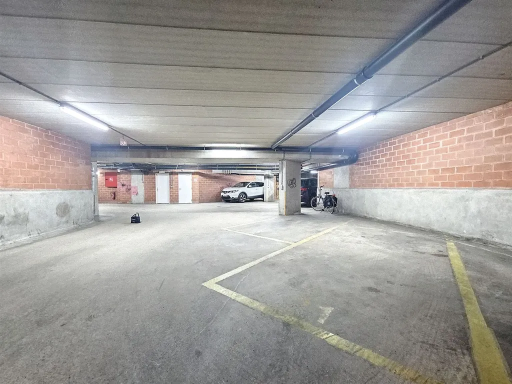 Garaaž - Luxury Penthouse with Parking in Antwerp Centre