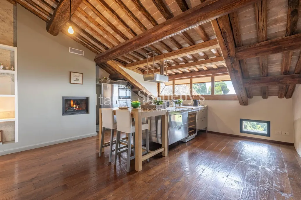 Cuisine - Restored Attic Apartment with Panoramic Terrace in Asolo