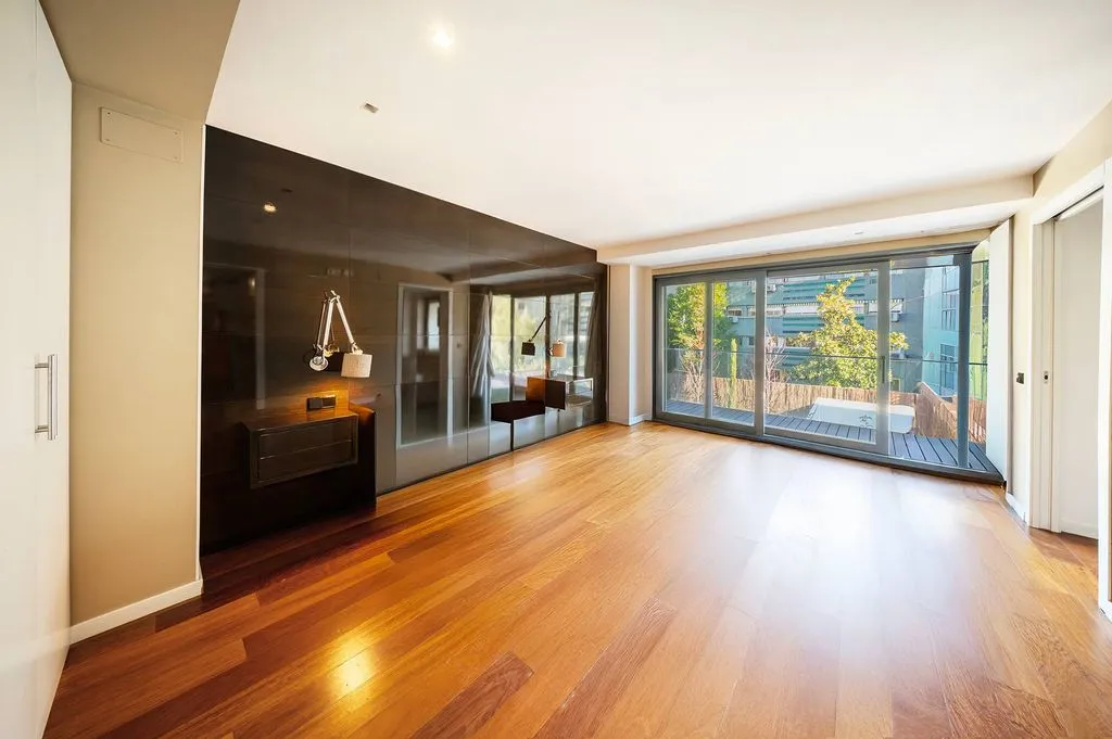 Esik - Luxury Villa with Pool in Chamartín, Madrid