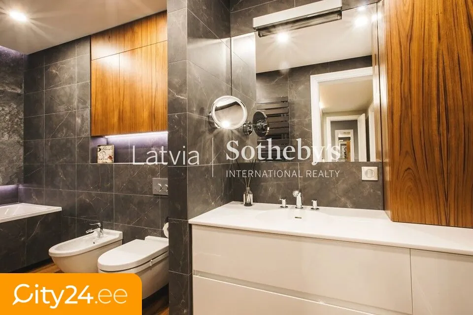 Bagni - Fully Furnished Flat with Balcony in Riga Centre