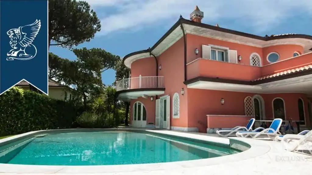 Piscine - Luxury Villa with Pool in Forte dei Marmi