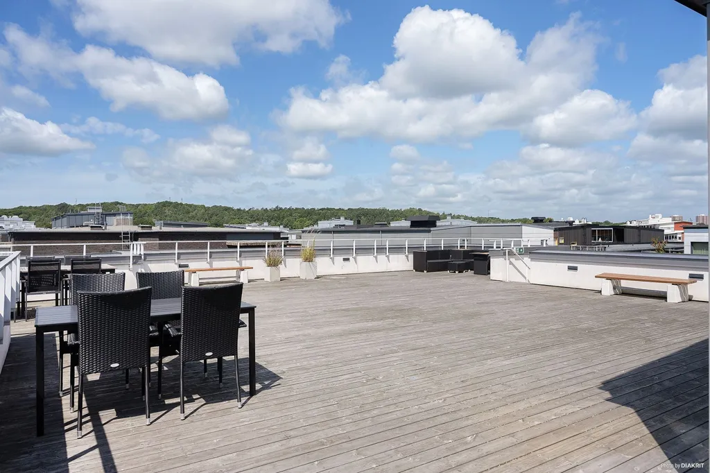 Terrasse - Modern Flat with South-Facing Balcony in Nissastrand