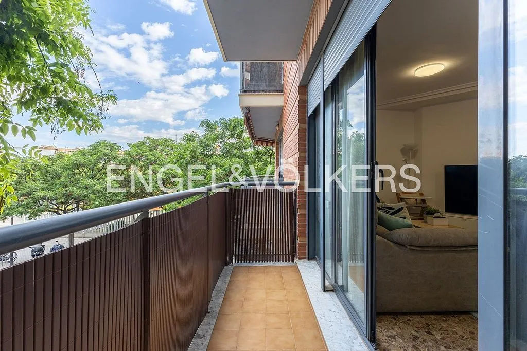 Balcon - Duplex with Balcony in Sant Isidre