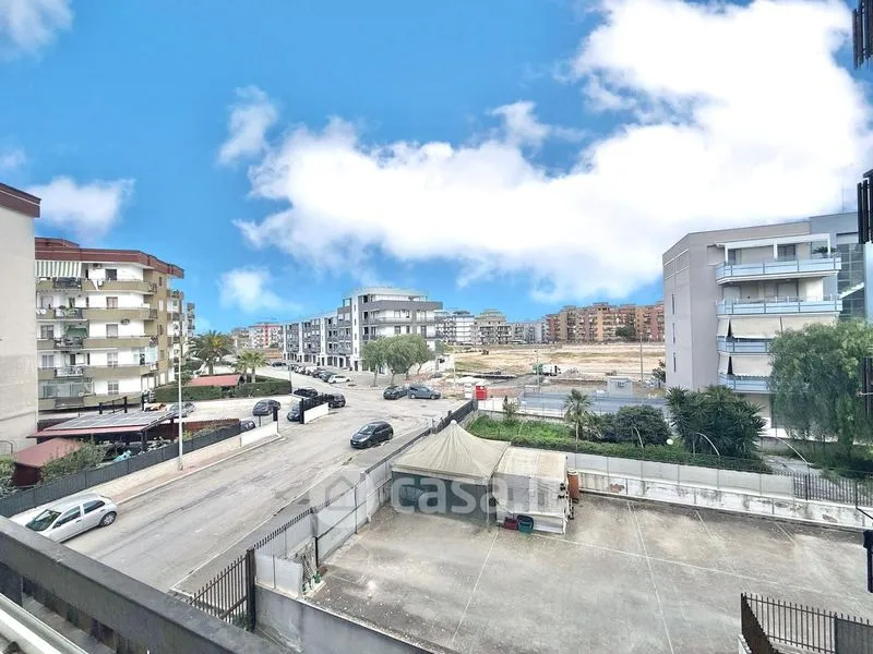 Rõdu - Fully Renovated Apartment with Balconies in Trani