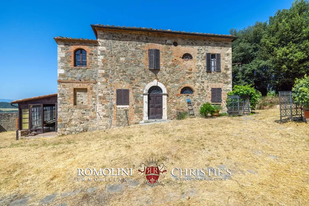 Välivaade - Medieval Castle with Panoramic Views in Val d'Orcia