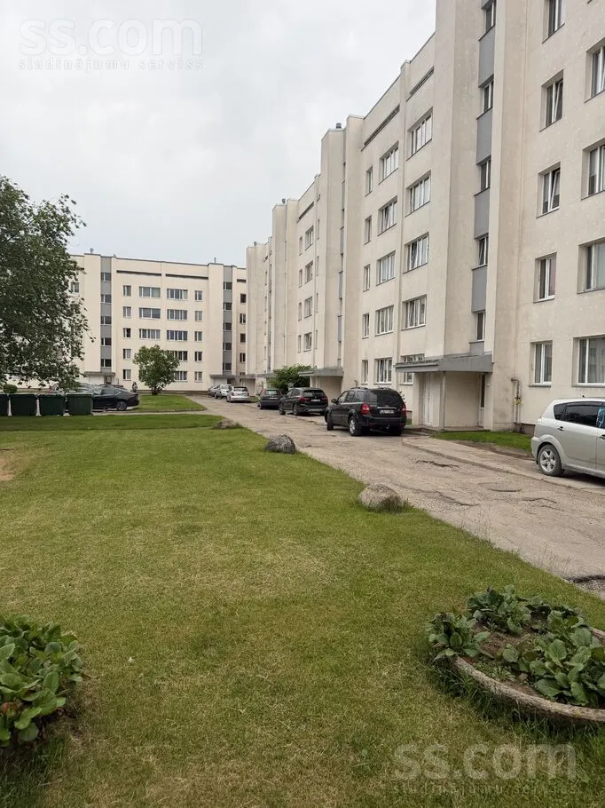 Välivaade - Apartment with Custom Kitchen in Valmiera