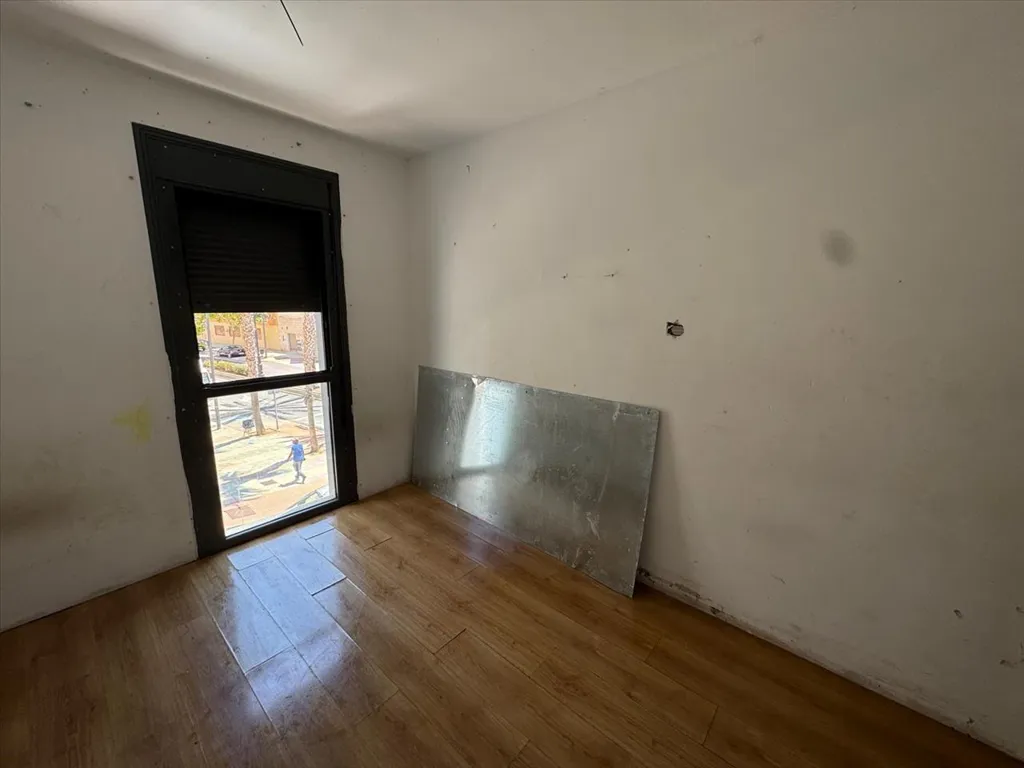 Rooms - Apartment with Garage and Lift in Vícar