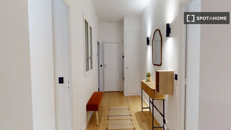 hallway_entrance