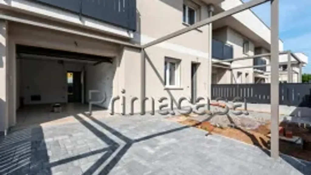 Terrasse - New Villa with Private Garden in Zevio