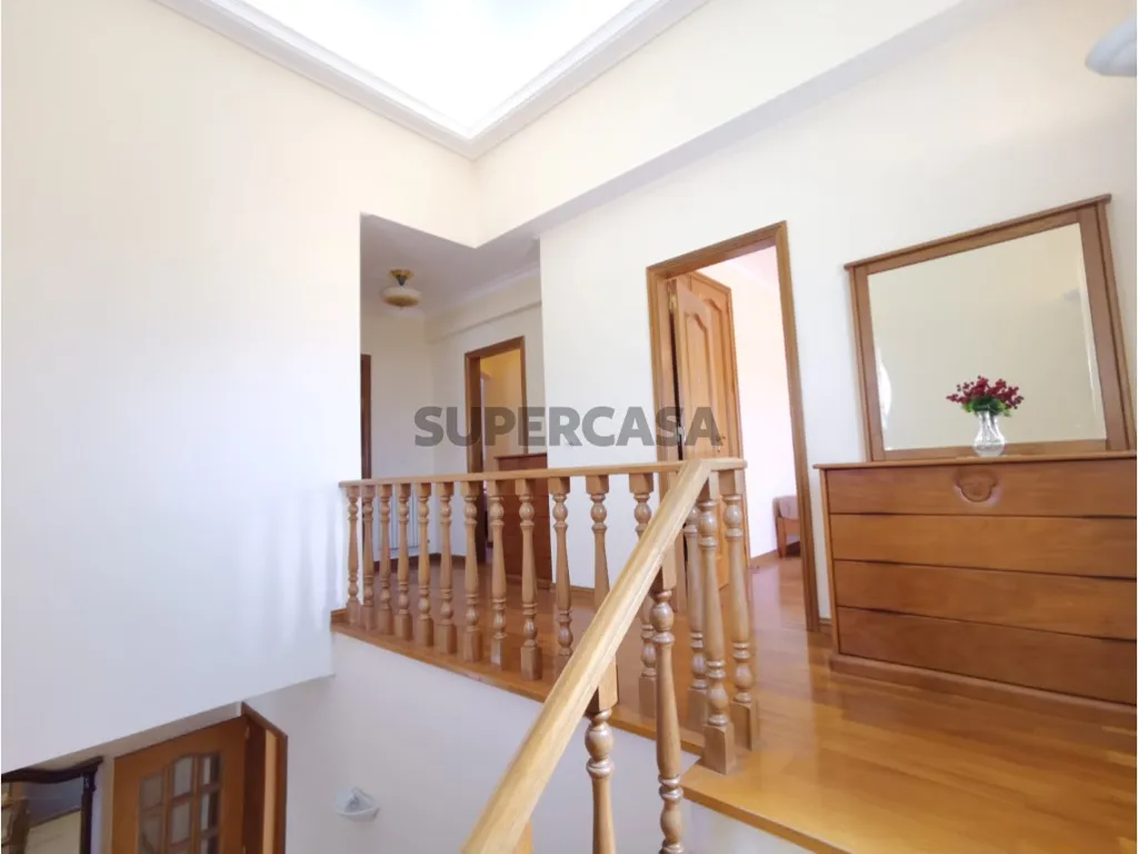 Toad - Five-Bedroom House with Pool in Cascais