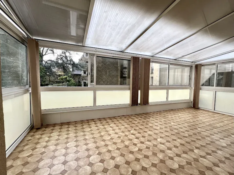 Terrasse - Appartement 5 Pièces avec Terrasse à Angers
