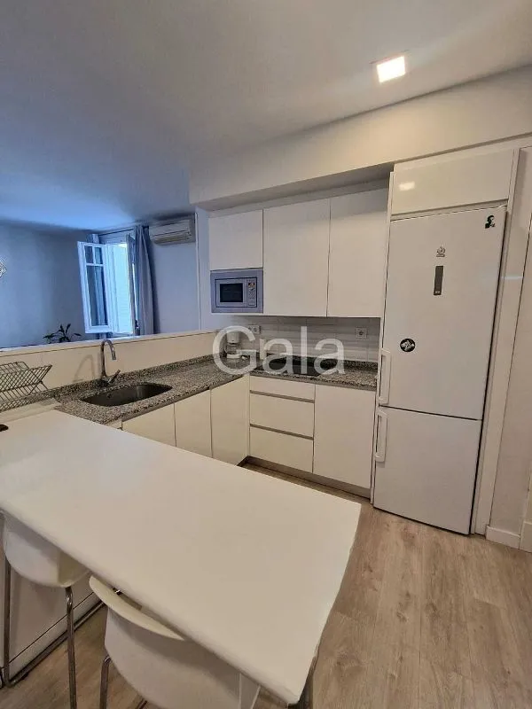 Köök - Modernised Flat with South Light in Trafalgar
