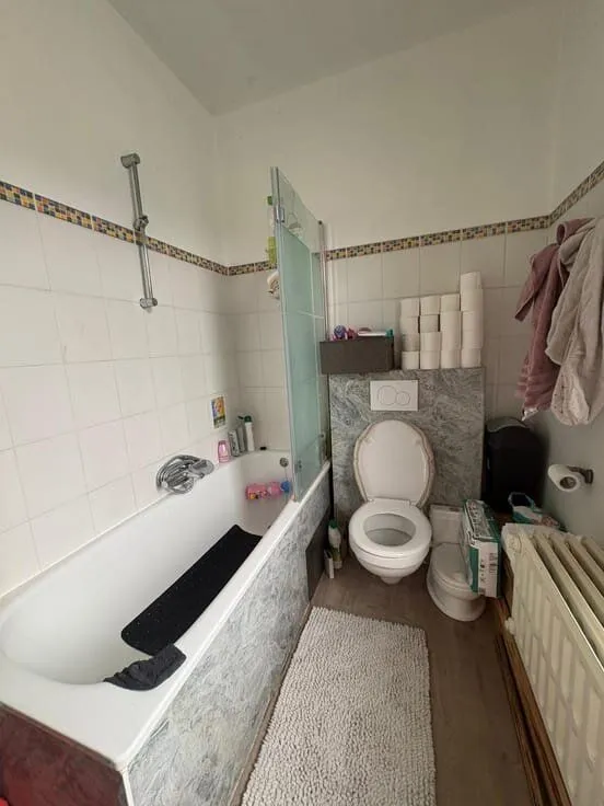 Salles de bain - Appartement Lumineux avec Entrée Indépendante à Forrières