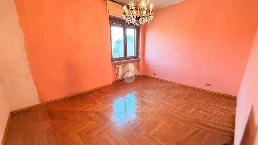 other_room