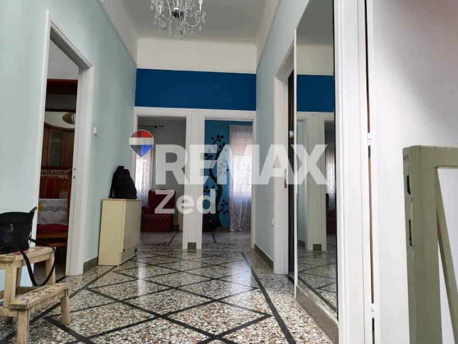 Esik - Apartment with Balcony in Piraeus, Tabouria