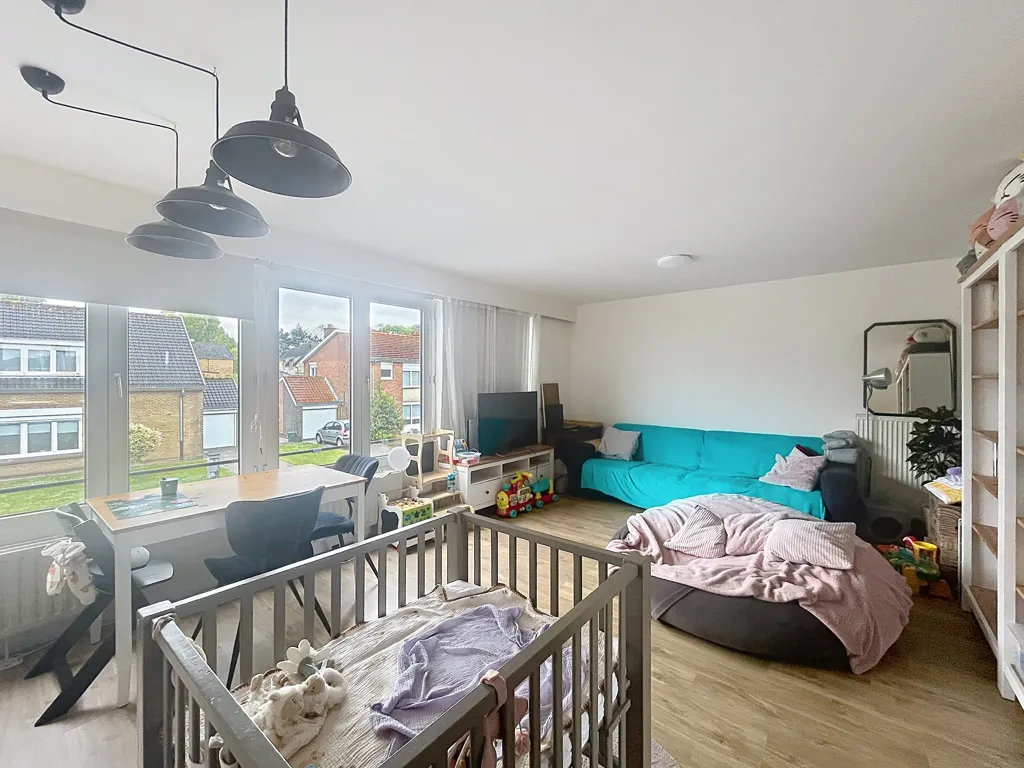 Magamistoad - Bright Apartment with Garden in Sint-Michiels