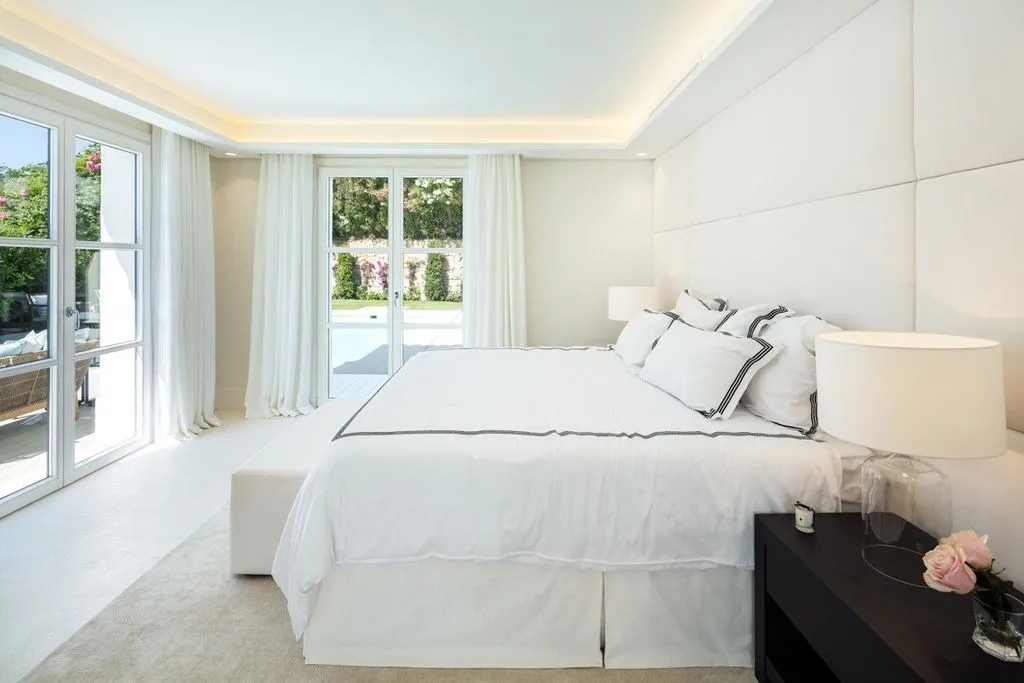 Chambres - Luxury Villa with Pool and Mountain View in Marbella