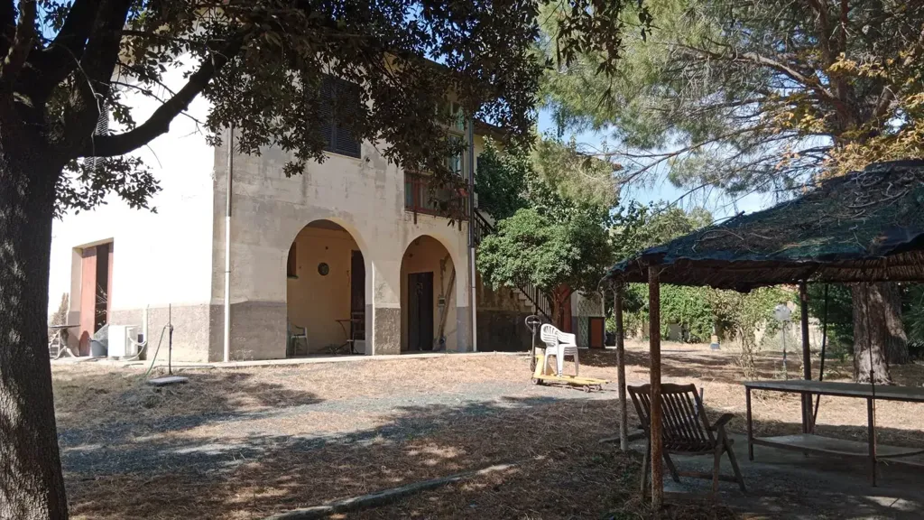 Extérieur - Rustic Farmhouse with Lake View in Santa Luce