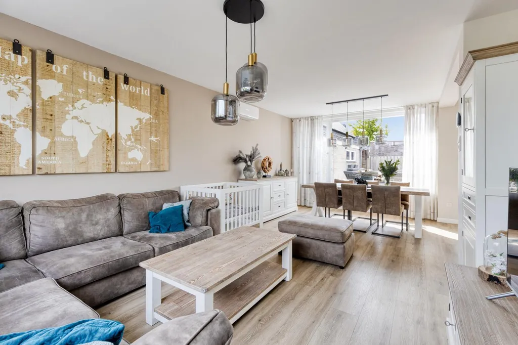 Séjour - 2/1 Cap House with Double Garage in Wouw