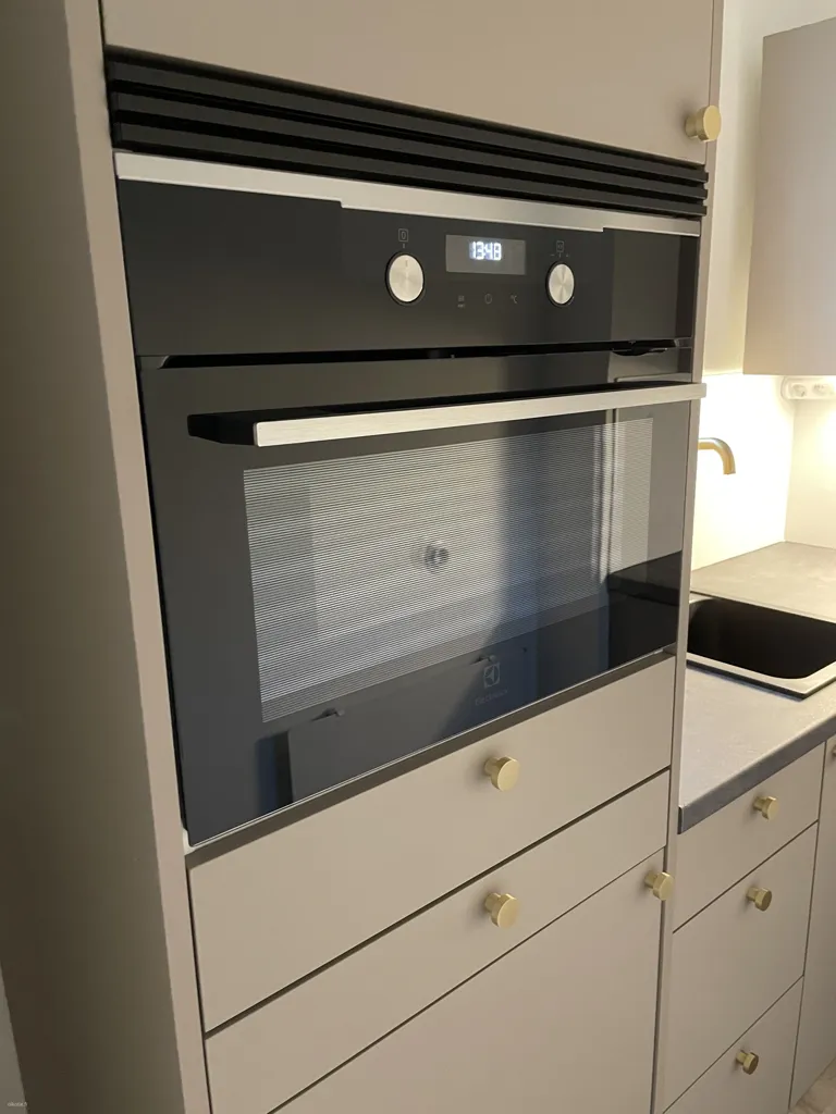 Cuisine - Renovated Studio with Balcony in Etelä-Haaga