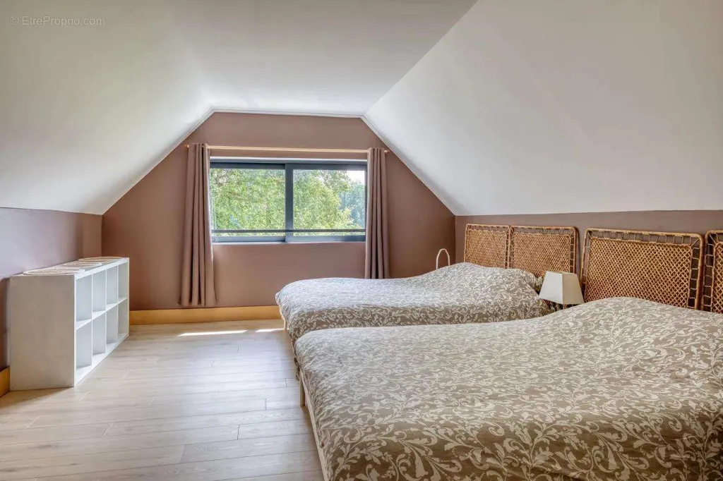 Chambres - Maison Familiale avec Jardin et Terrasse à Caumont