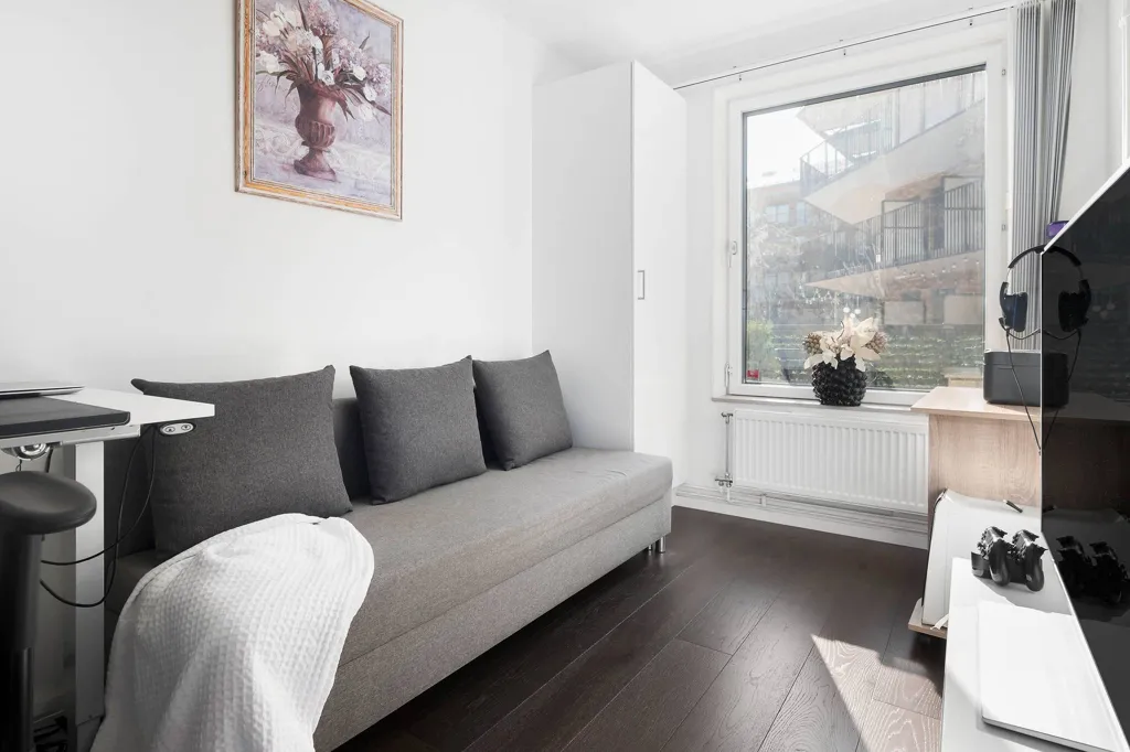Elutuba - Modern Flat with Shared Rooftop in Jakobsberg
