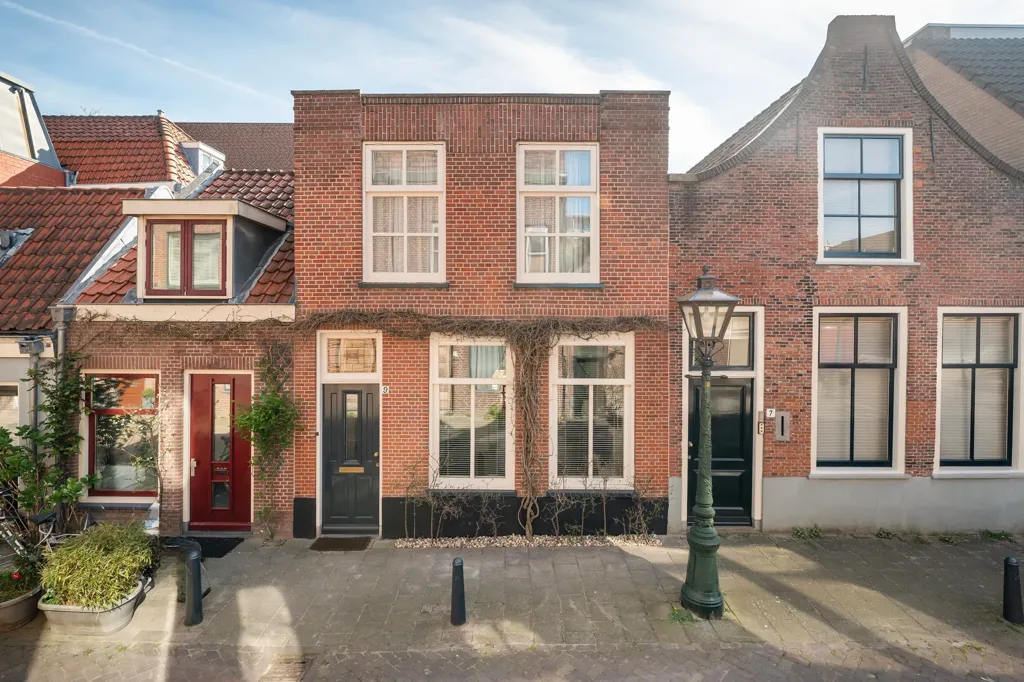 Exterior - 4-room house in Leiden