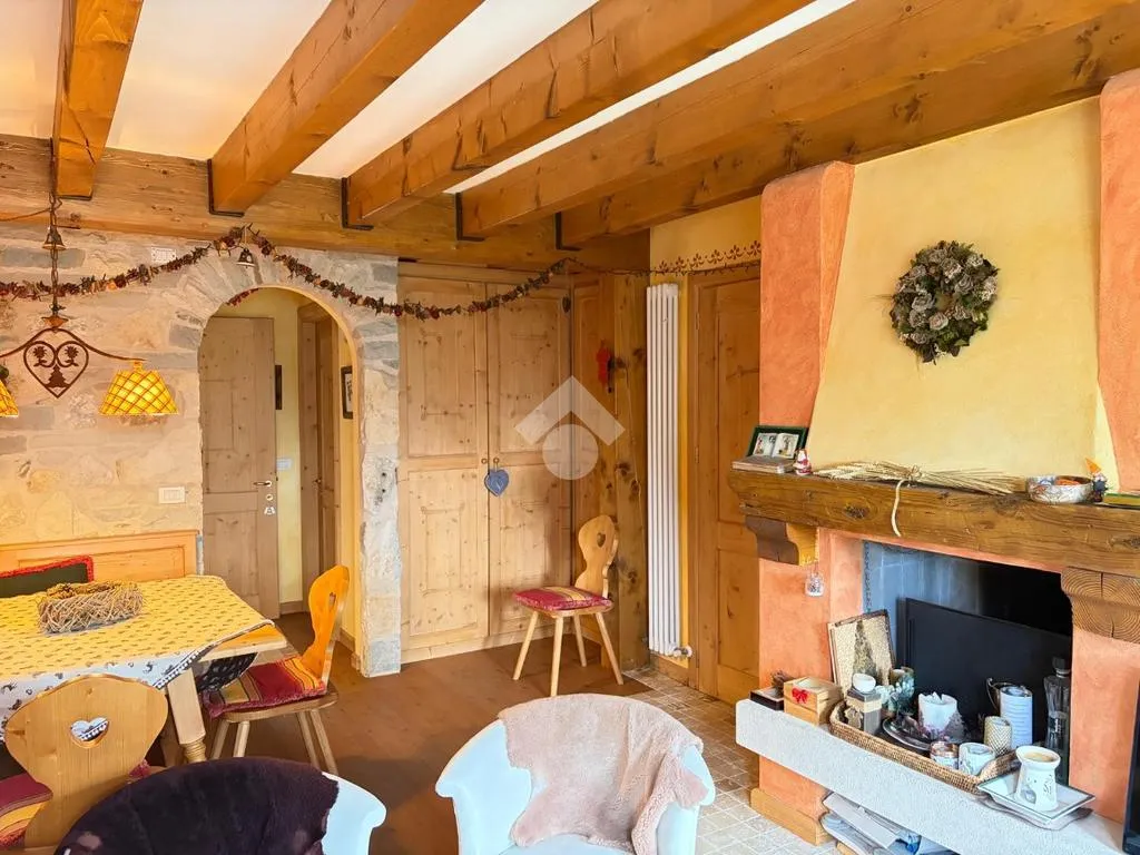 Séjour - Duplex Apartment with Balcony in Gallio