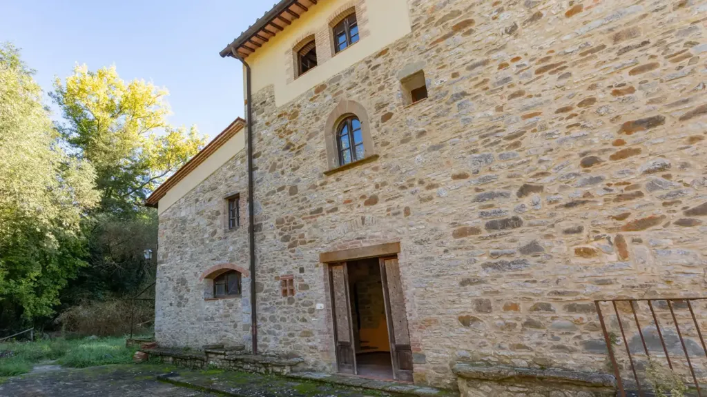 Exterior - Casale with Pool in Gaiole in Chianti