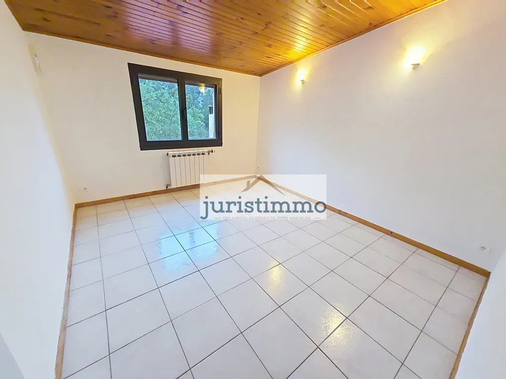 Rooms - Two-Home Property with Panoramic Pool in Uchaux