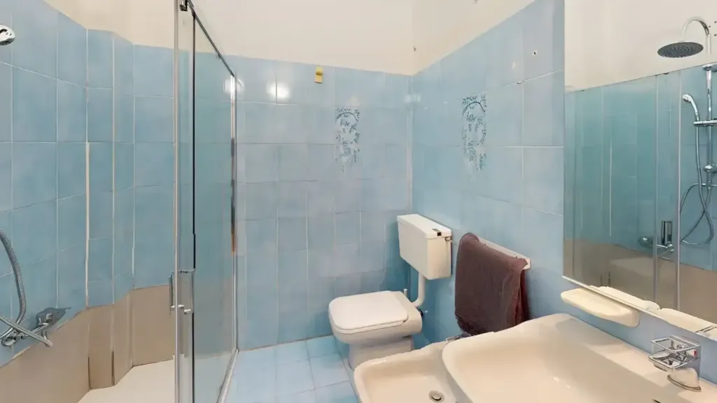 Salles de bain - Spacious Studio Apartment in Torino