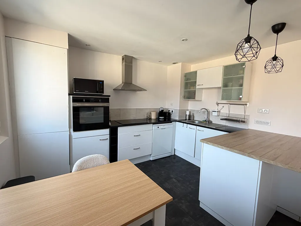 Cuisine - Appartement 3 Pièces avec Vue Ouest à Rennes