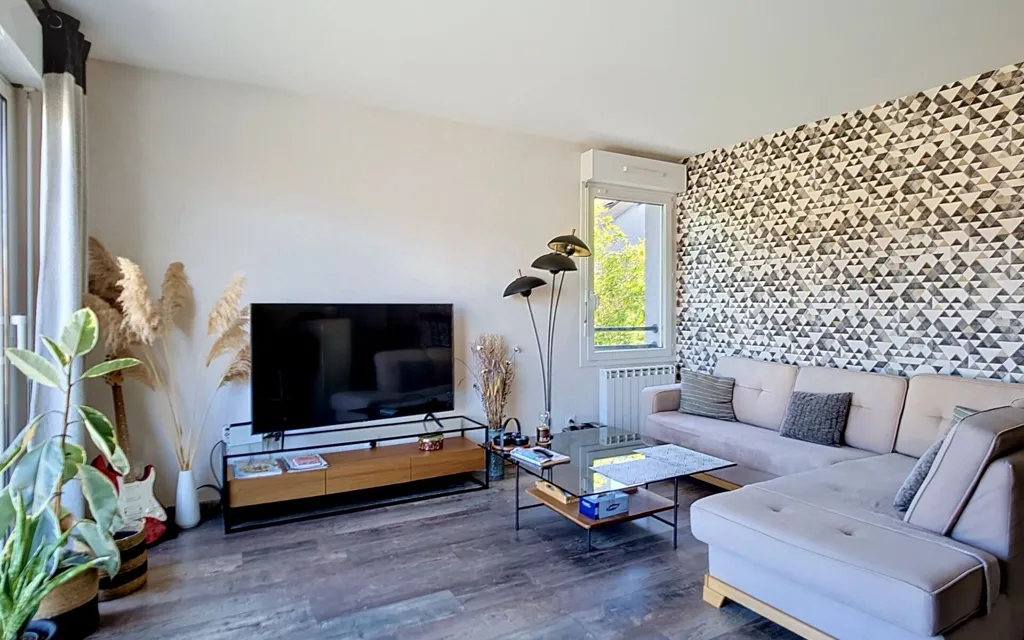 Séjour - Appartement T3 avec Garage à Pont-Rousseau