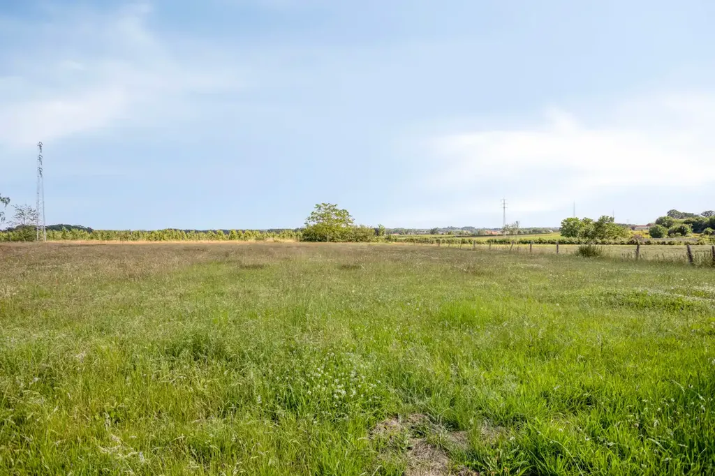 Giardino - Renovatable House with Expansive View in Glabbeek
