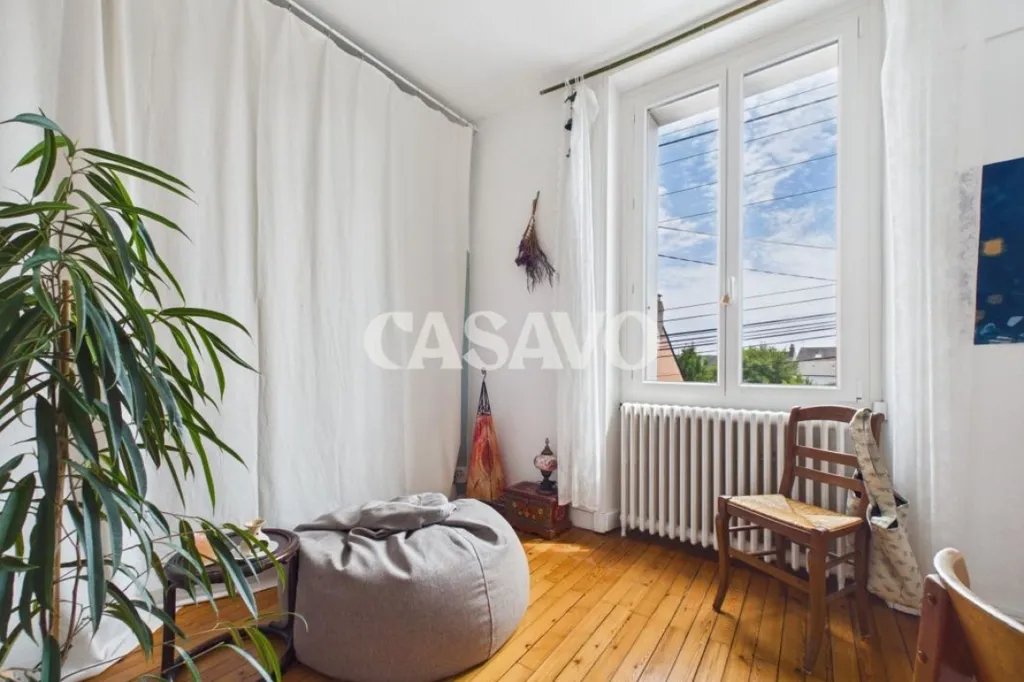 Living Room - Charming 3-Piece Apartment in Chantenay, Nantes