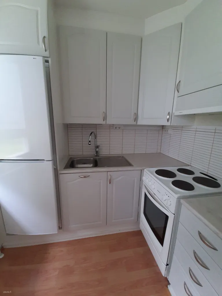 Köök - Studio Flat with Balcony in Jalkaranta, Lahti