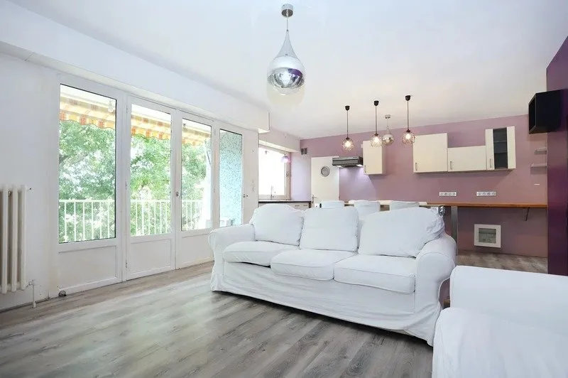 Soggiorno - 4-Piece Flat with Balcony in Rennes